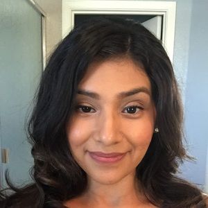 Meet your Posher, Elvia